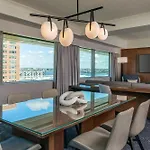 Renaissance Boston Seaport District